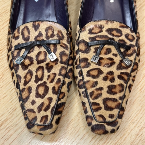 Donald J.Pliner Couture Kitten Heels (8M) - Picture 3 of 10